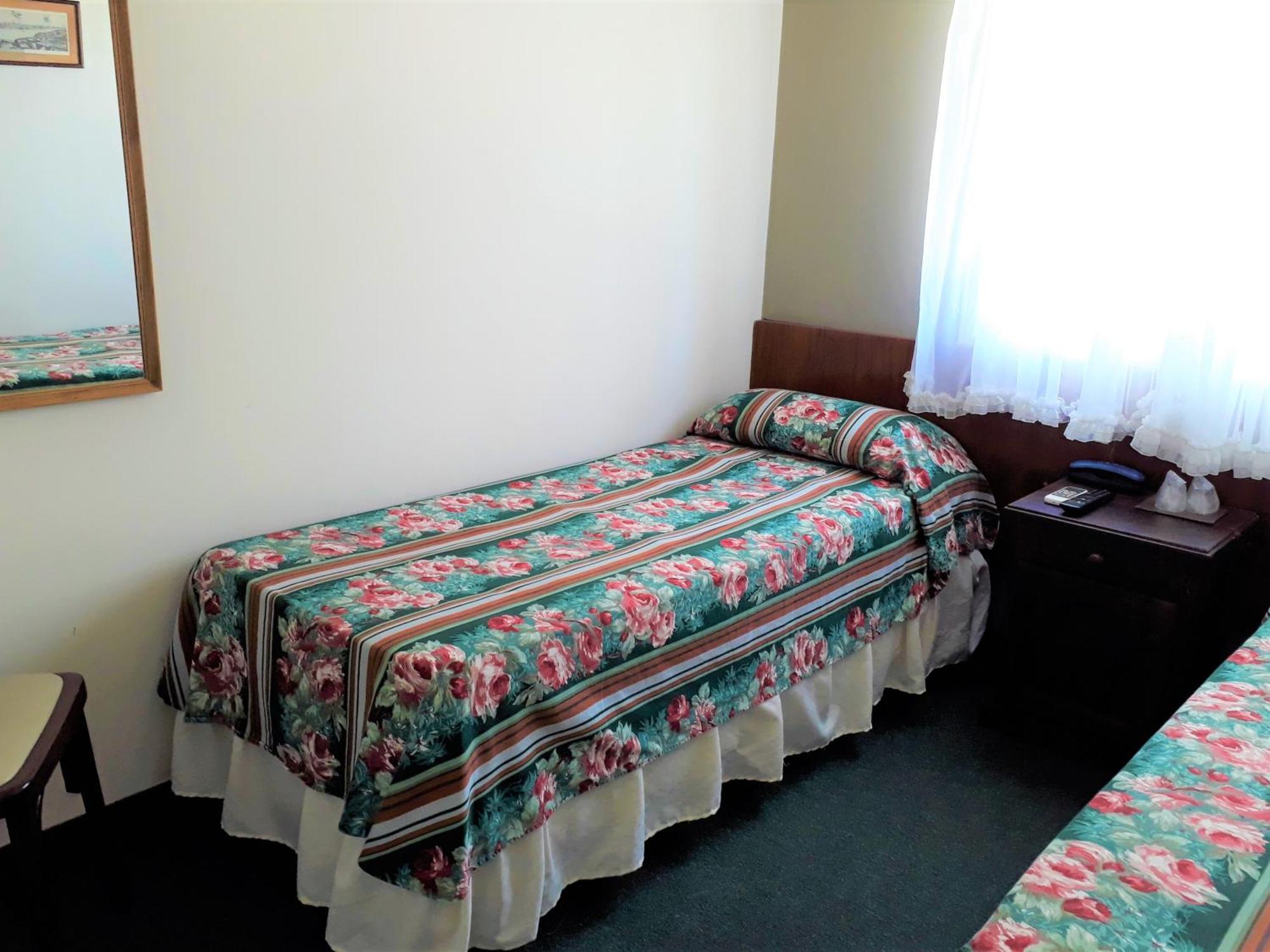Hotel Tejas Rojas Villa Gesell Room photo