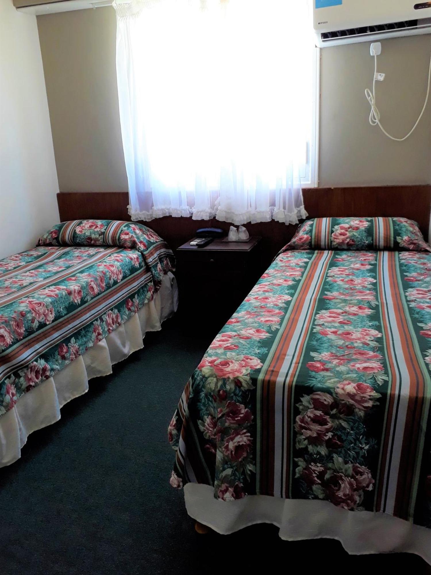 Hotel Tejas Rojas Villa Gesell Room photo